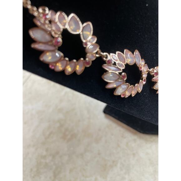 Banana Republic Necklace Rose Gold Opalescent Statement Pink Crystal Floral - Picture 4 of 9
